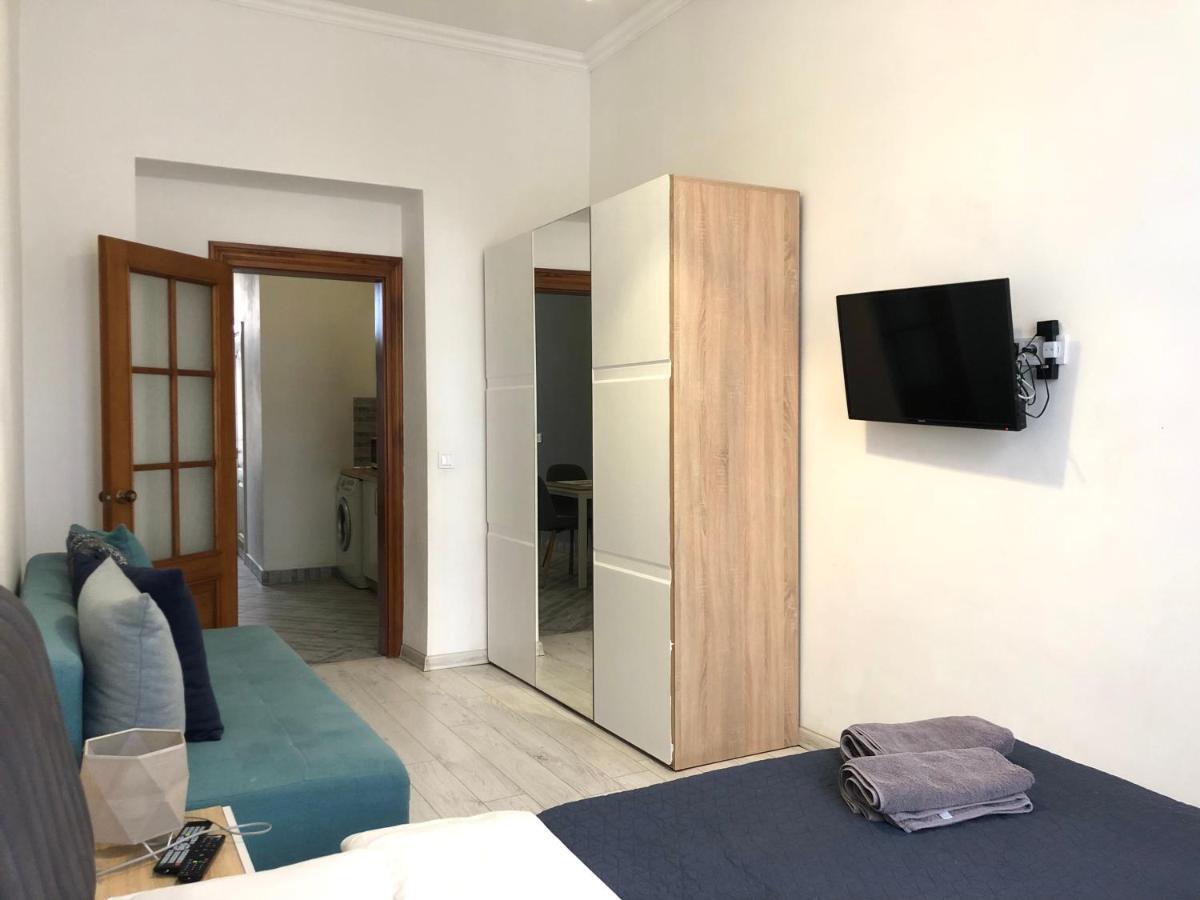 Romantic Apartments-Near Opera House 5/8 Leopoli Esterno foto